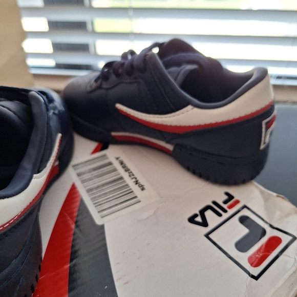 FILA Kids Original Fitness Sneakers Size 12.5 Navy Blue Red - Picture 10 of 11